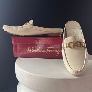 Salvatore Ferragamo Crema | Magnolia Mule Loafer
